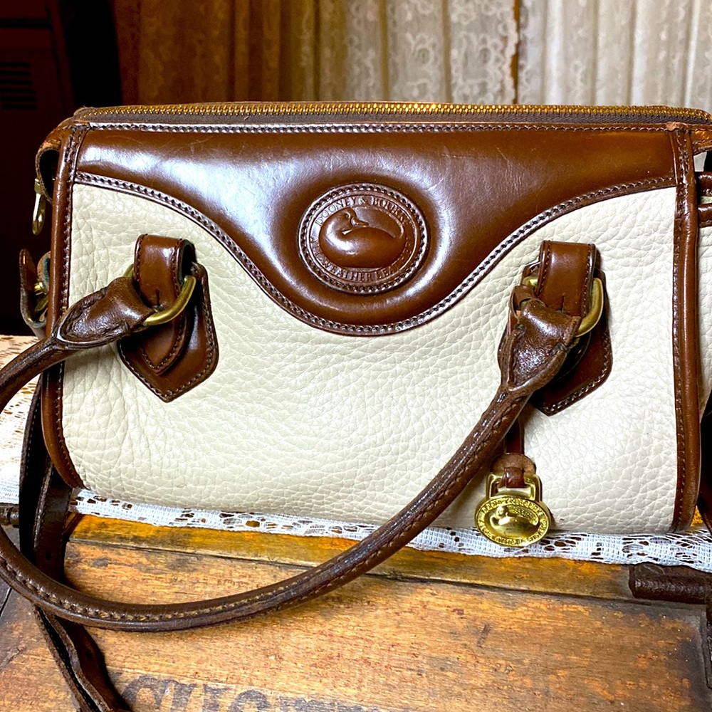 Vintage Dooney and Bourke with Dust Cover.
